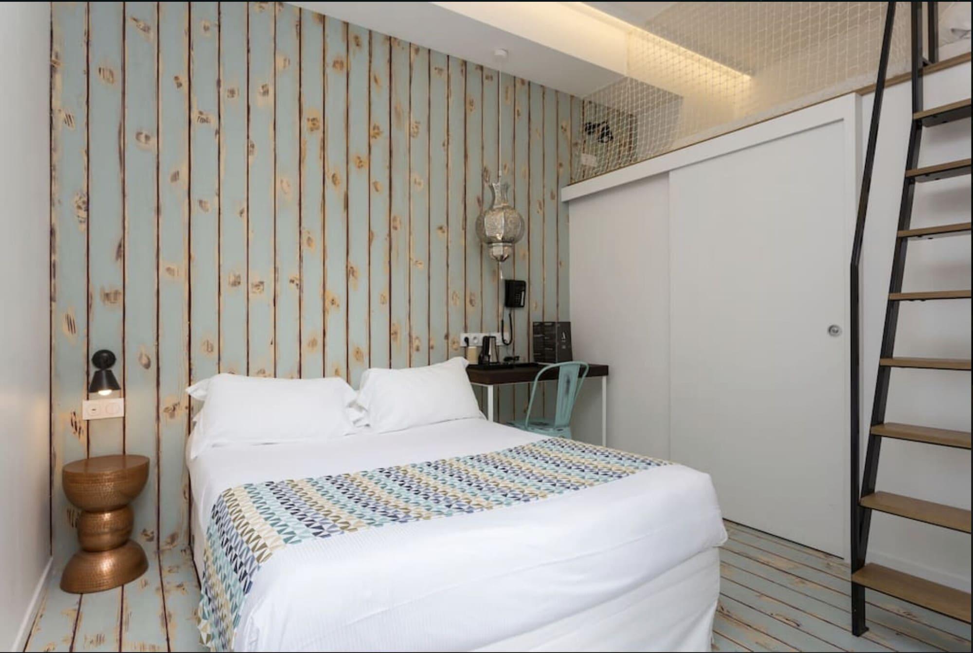 Atypik Hotel Clichy Bagian luar foto