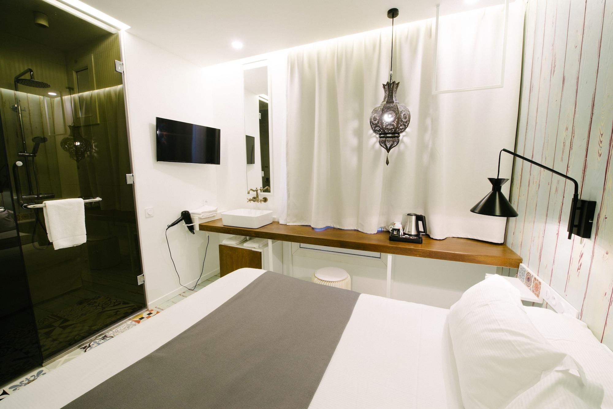 Atypik Hotel Clichy Bagian luar foto