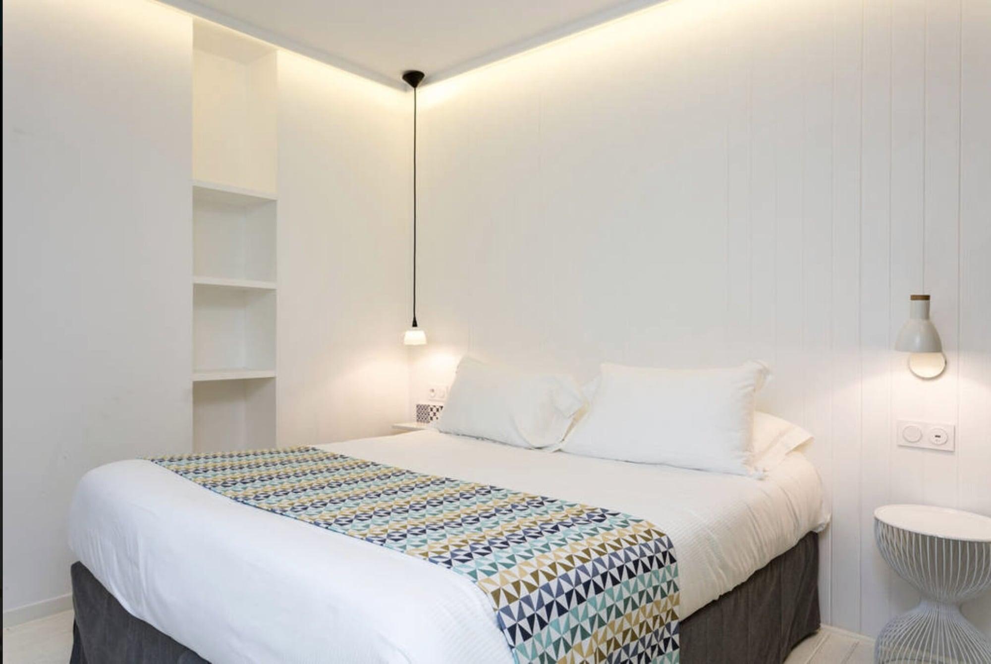 Atypik Hotel Clichy Bagian luar foto