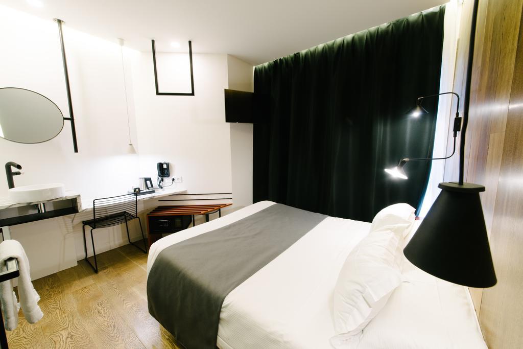 Atypik Hotel Clichy Bagian luar foto